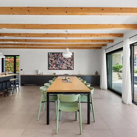 Villa Povetica With Private Pool And Bbq *