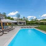 빌라 Povetica With Private Pool And Bbq