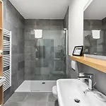 Povetica With Private Pool And Bbq 빌라