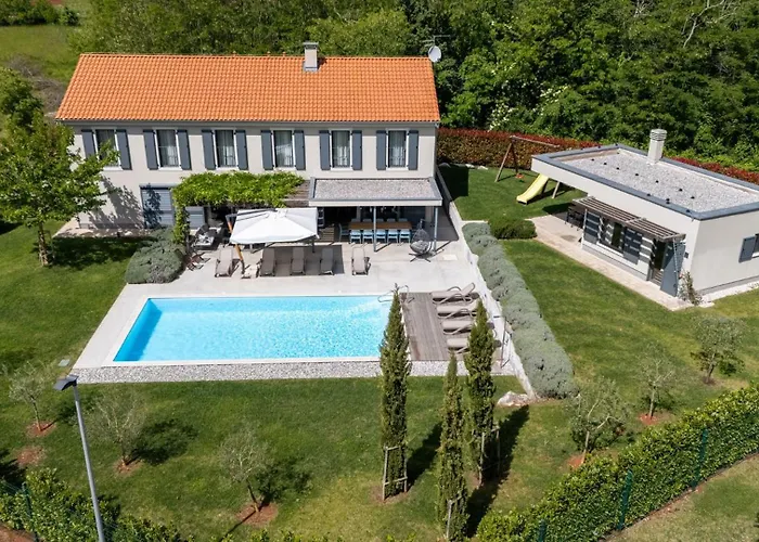 Povetica With Private Pool And Bbq * Lasci