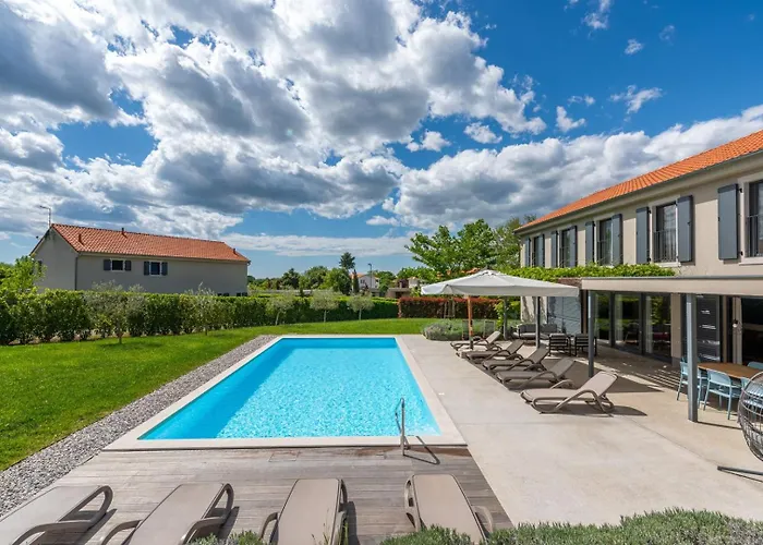 Povetica With Private Pool And Bbq Villa