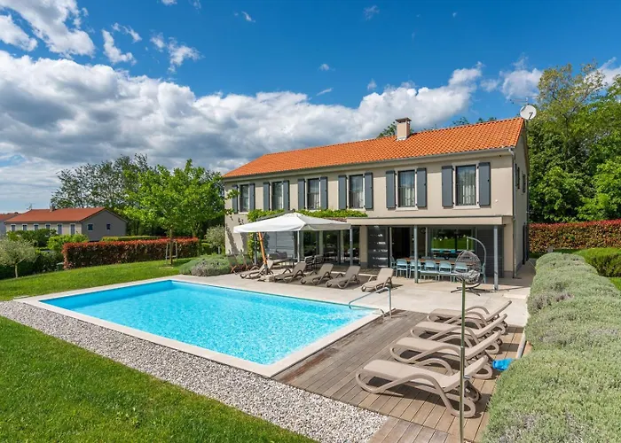 Povetica With Private Pool And Bbq * Lasci