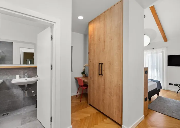 Povetica With Private Pool And Bbq Villa